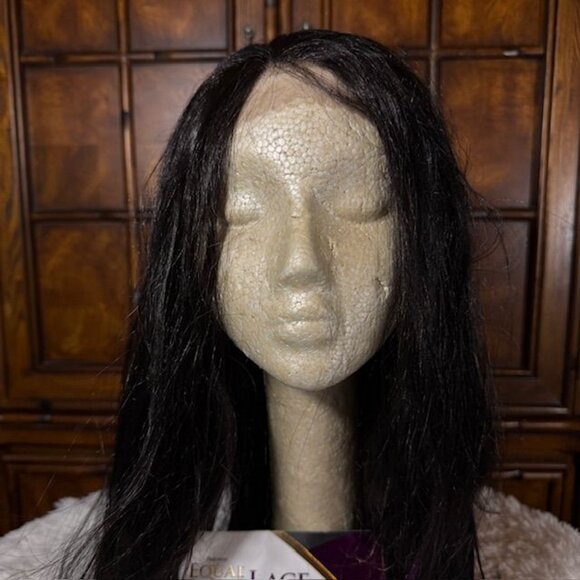 Freetress Equal 25" Susan Lace Front Shake-N-Go Color 1B Synthetic Wig - Picture 5 of 16